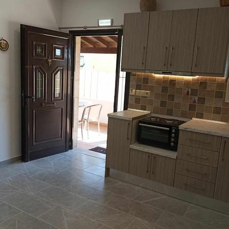 Gerekos Studios And Apartments Agios Georgios  Luaran gambar