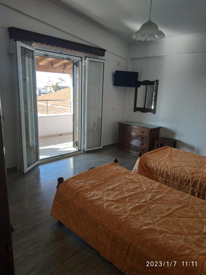 Gerekos Studios And Apartments Agios Georgios  Luaran gambar