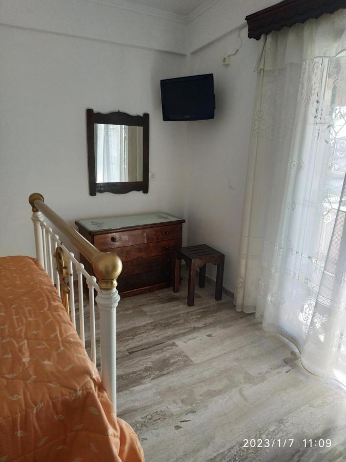 Gerekos Studios And Apartments Agios Georgios  Luaran gambar