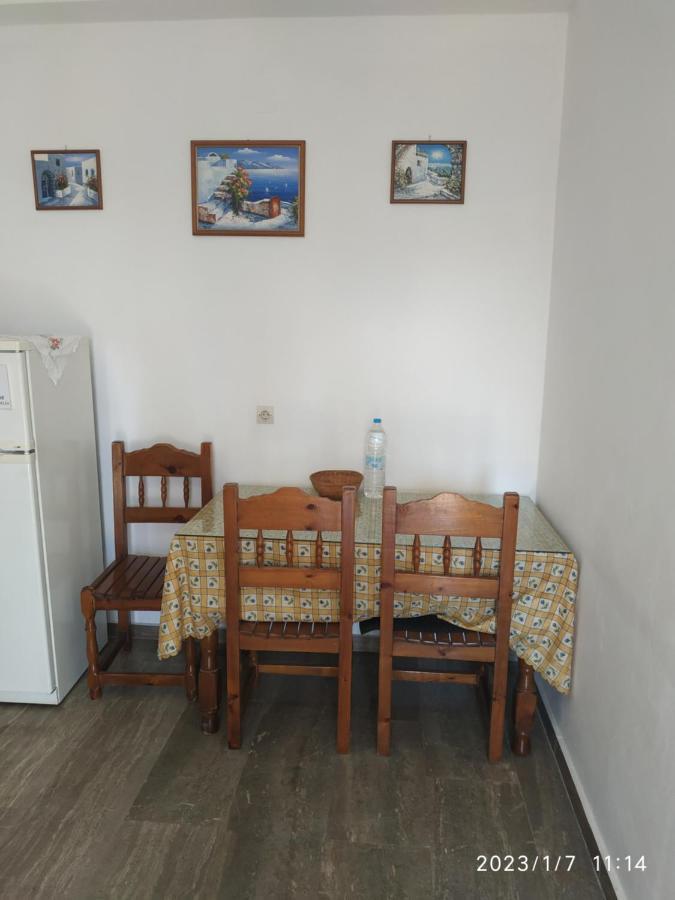 Gerekos Studios And Apartments Agios Georgios  Luaran gambar