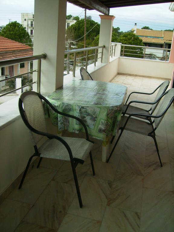 Gerekos Studios And Apartments Agios Georgios  Luaran gambar